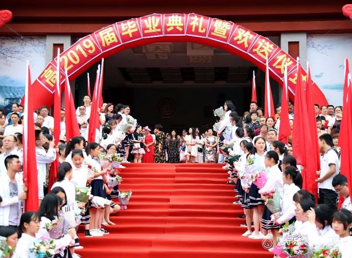 【遂甯東辰】你們再看看學(xué)校，老師再看看你們 | 遂甯東辰高2019屆畢業歡送會