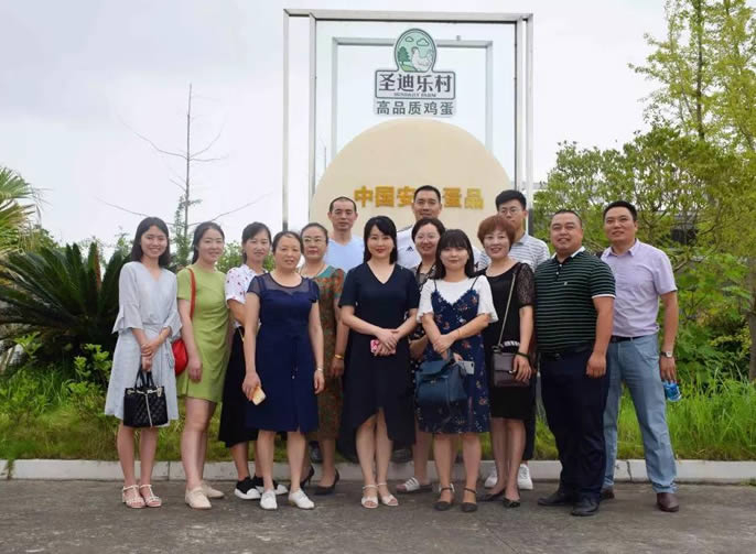 【梓潼東辰】用(yòng)父母心辦(bàn)學(xué)——把好食材供貨關