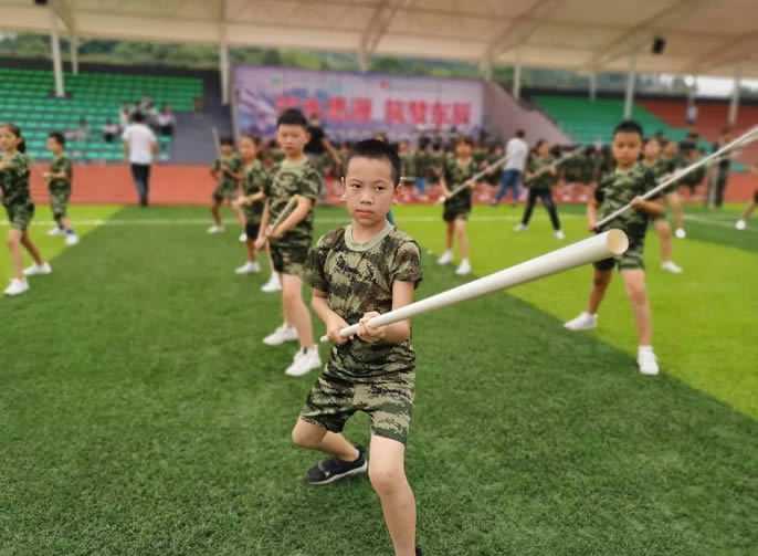 【南部東辰】養兵千日，用(yòng)兵一時。厲兵秣馬隻為(wèi)破繭成蝶!!!!