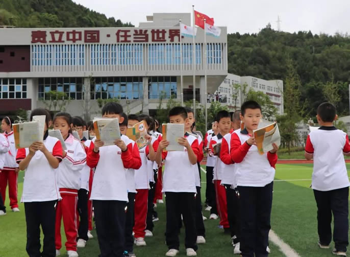 【南部東辰】【勿忘國(guó)恥 奮發圖強】南部東辰國(guó)際學(xué)校舉行“九一八事變”88周年紀念活動