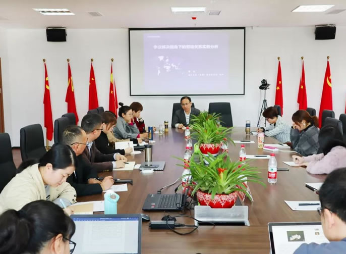 教育集團開展用(yòng)工(gōng)法律培訓，防範用(yòng)工(gōng)法律風險——舉辦(bàn)勞動合同法培訓