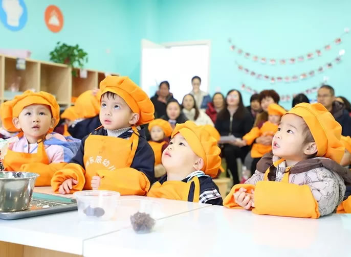 【安(ān)州東辰】走進幼兒園 走近孩子||安(ān)州東辰幼兒園“家長(cháng)開放日”活動